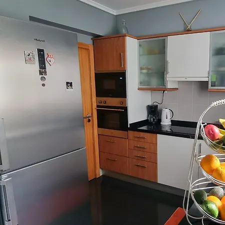 Privat bolig Cozy Private In Funchal, Ensuite Bathroom, Wifi And Great Location