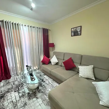 Cozy Private In Funchal, Ensuite Bathroom, Wifi And Great Location Privat bolig *