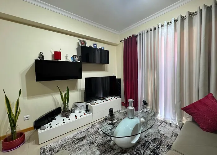 Funchal Cozy Private Room, Ensuite Bathroom, Wifi And Great Location フンシャル