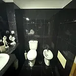 Cozy Private Room, Ensuite Bathroom, Wifi And Great Location