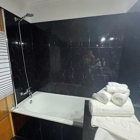Getaway, Cozy Private With Bathroom And Wifi Privatunterkunft *