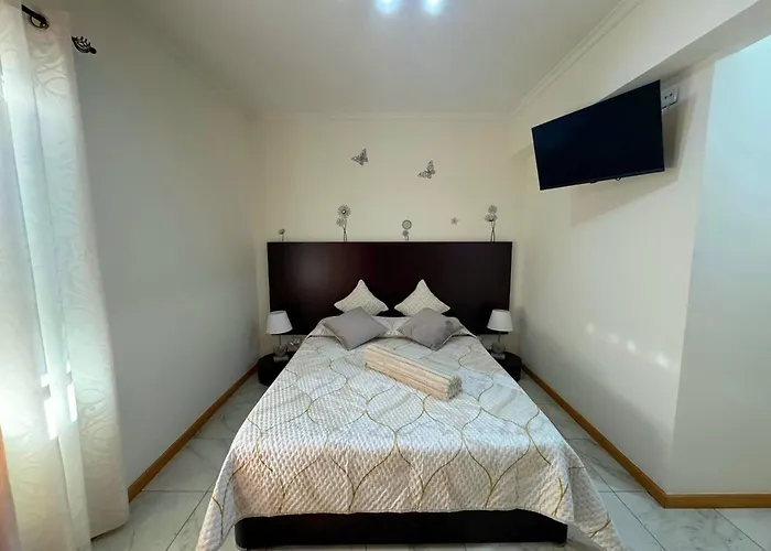 Funchal Cozy Private Room, Ensuite Bathroom, Wifi And Great Location