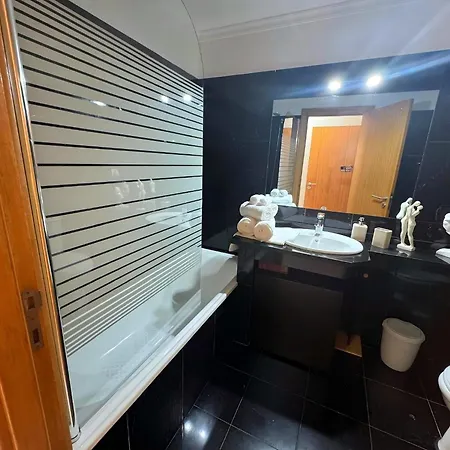 Habitación en casa particular Quiet And Cozy Ensuite Private Room Near Funchal Center
